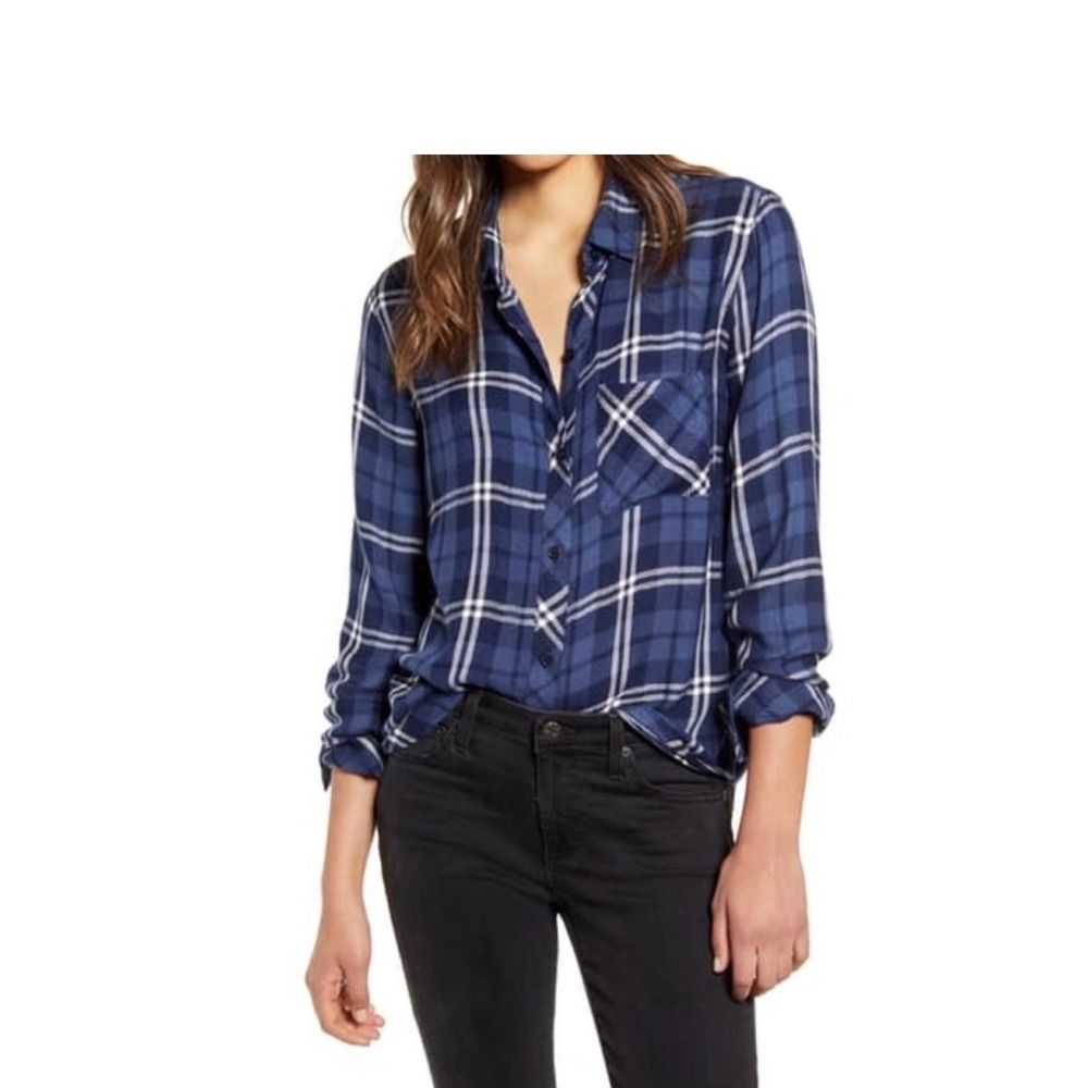 Rails Hunter Shirt in Midnight White  Plaid Size Medium Classic Timeless Casual